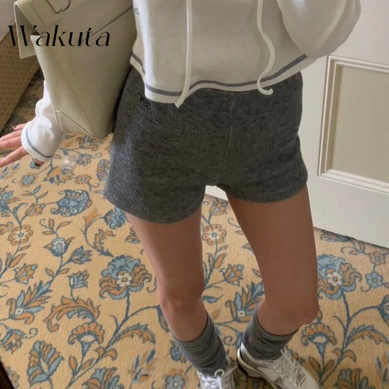 

WAKUTA Summer Korean Dongdaemun Temperament Slim Straight Elastic Waist Casual Shorts Harajuku Retro Solid Color Shorts 민소매 티 여성
