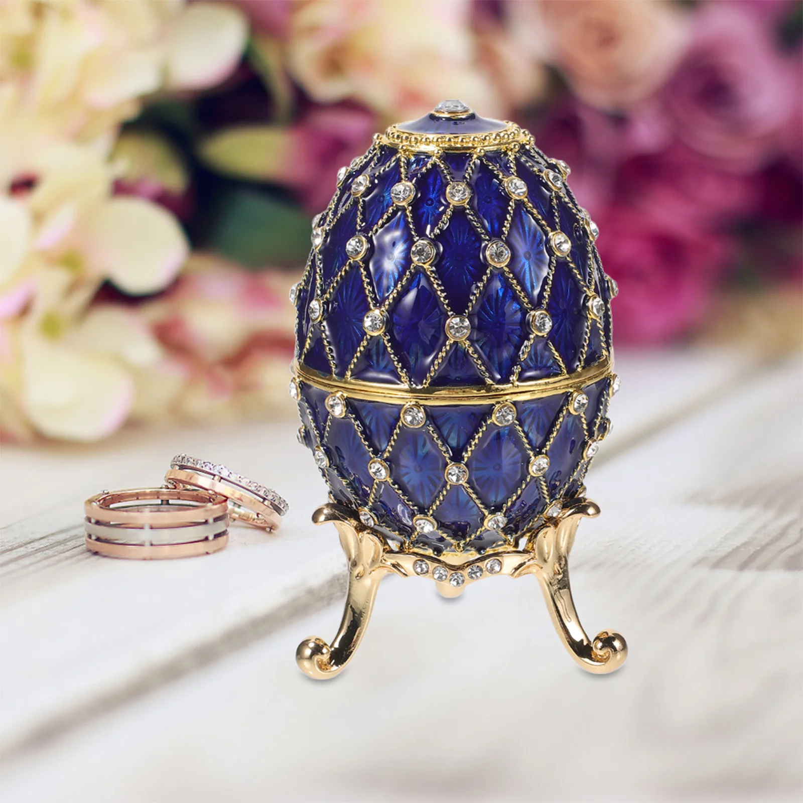 

Чехол для ювелирных изделий со стразами и яйцом, позолоченный полый дизайн для ожерелья, браслета, сережек, коробка для хранения безделушек из сплава, настольная коробка