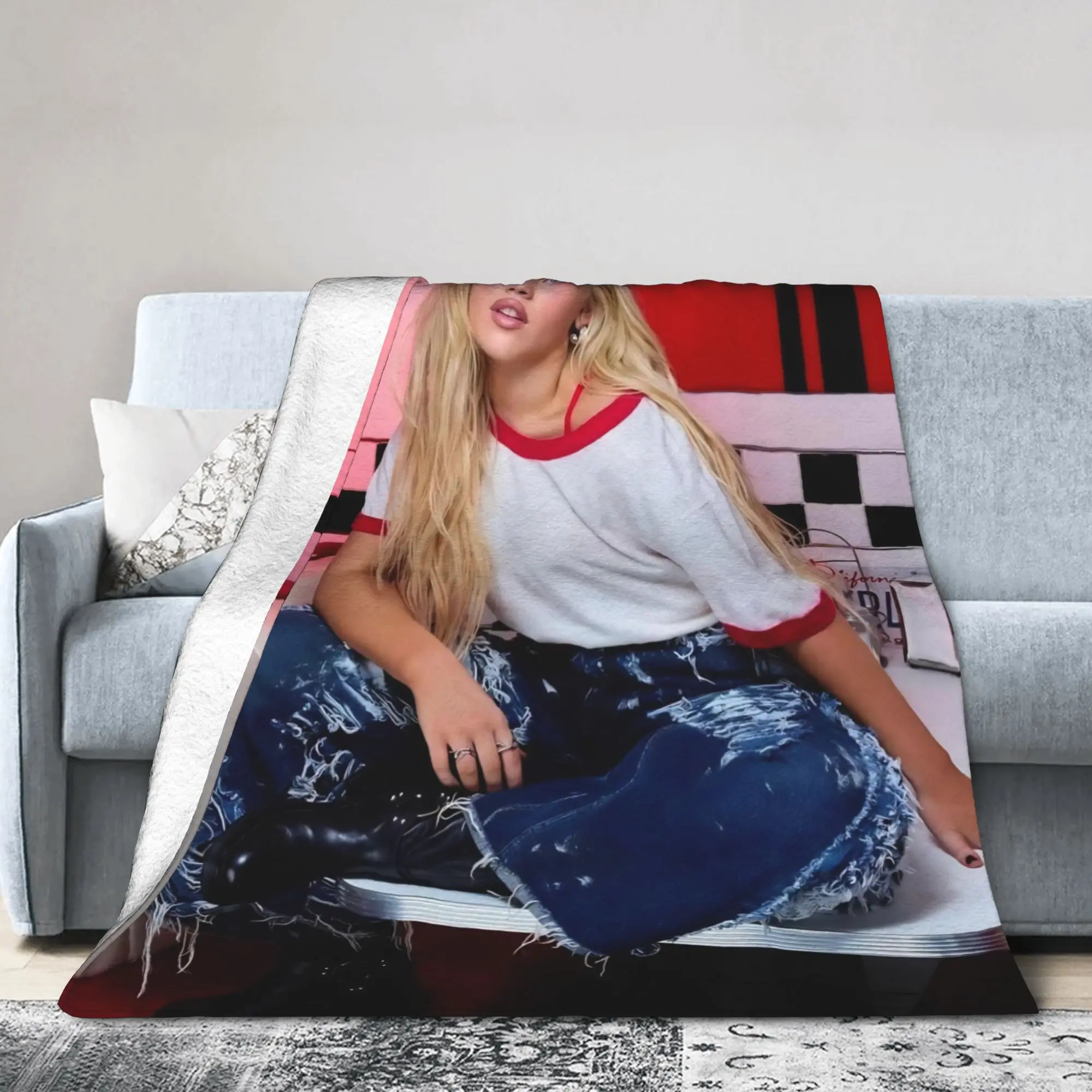 Bad Taste Freyas Singer Skyes  Flannel Throw Blanket  Blankets for Sofa Office Super Soft Bedspread