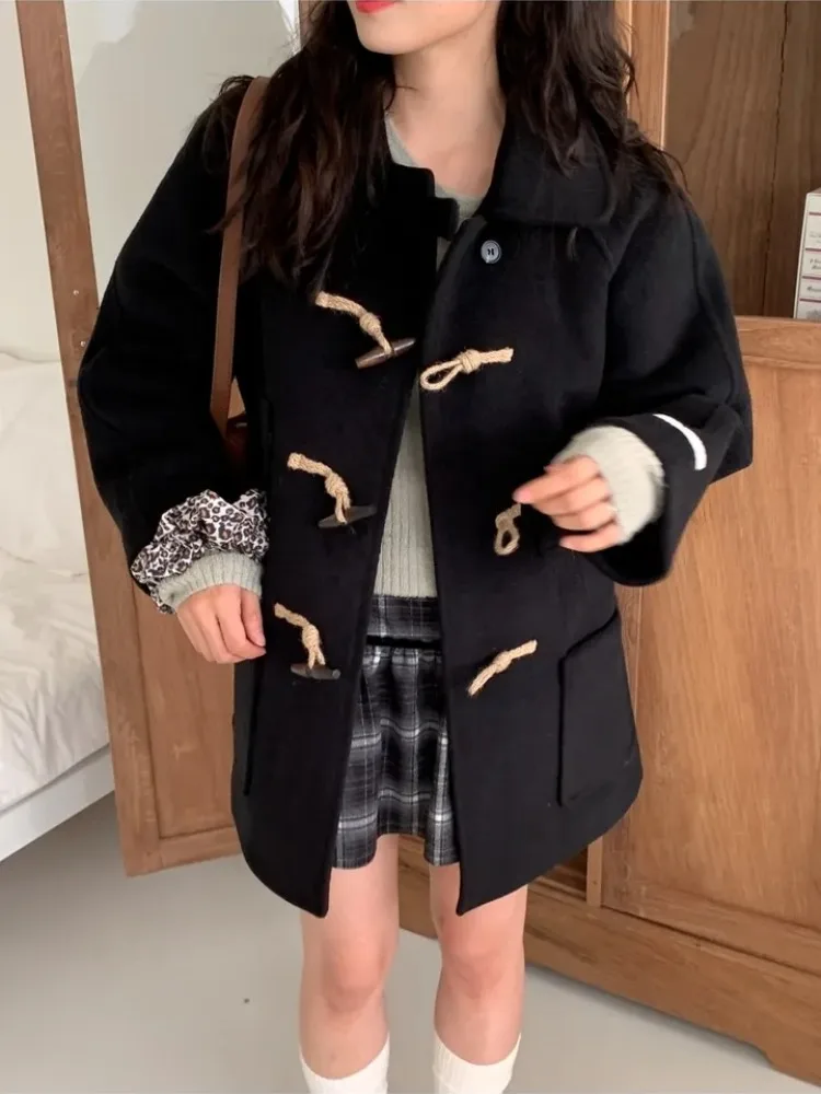 Ele Women's Woolen Coat with Multiple kets And Horn Buttons for Autumn Winter Spring Season Faionable Retro Sle