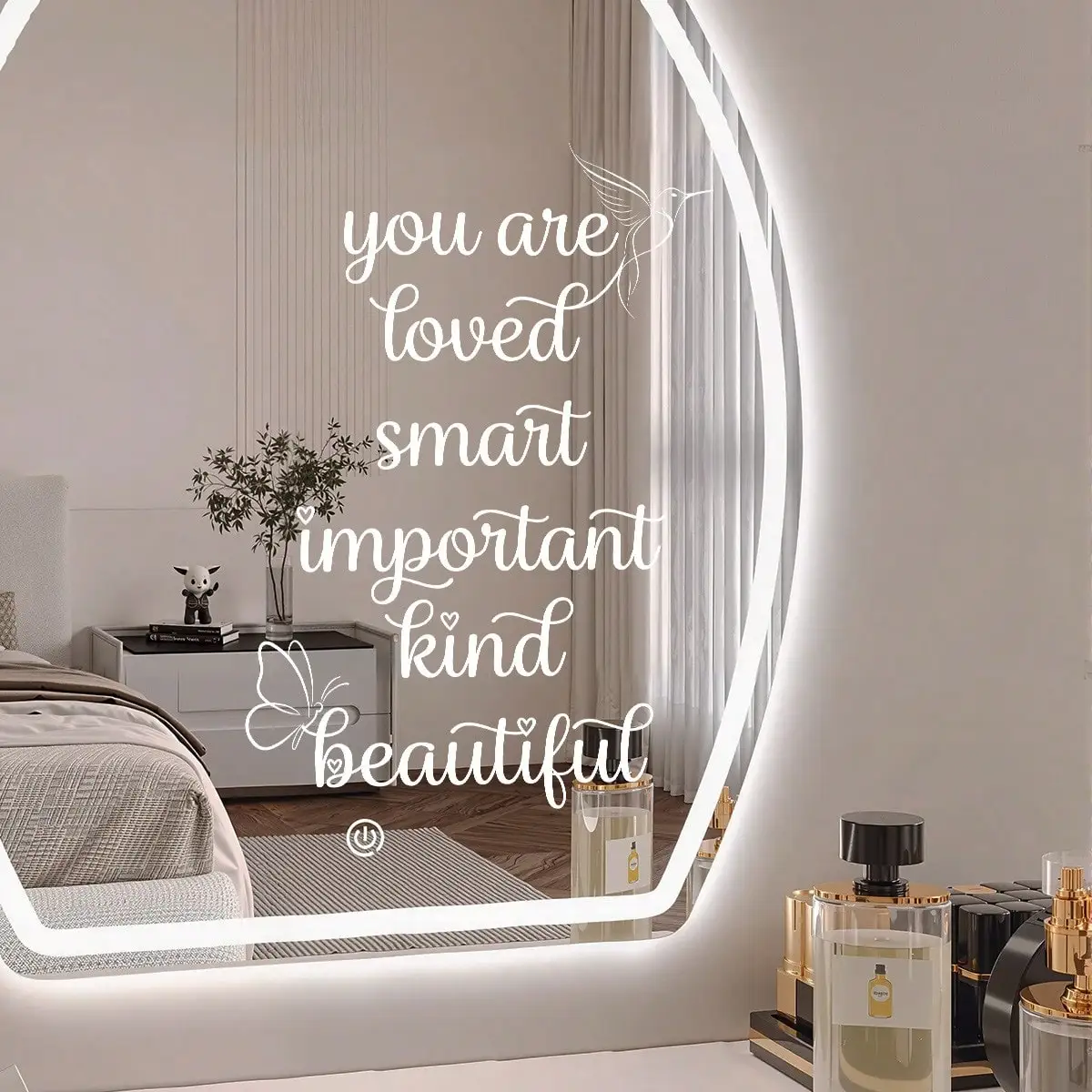 Weiß-schwarzer Spiegelaufkleber „You Are Loved“ – inspirierender Vinyl-Aufkleber zur Selbstliebe, Spiegelaufkleber, für die Dekoration von Autos und Badezimmern