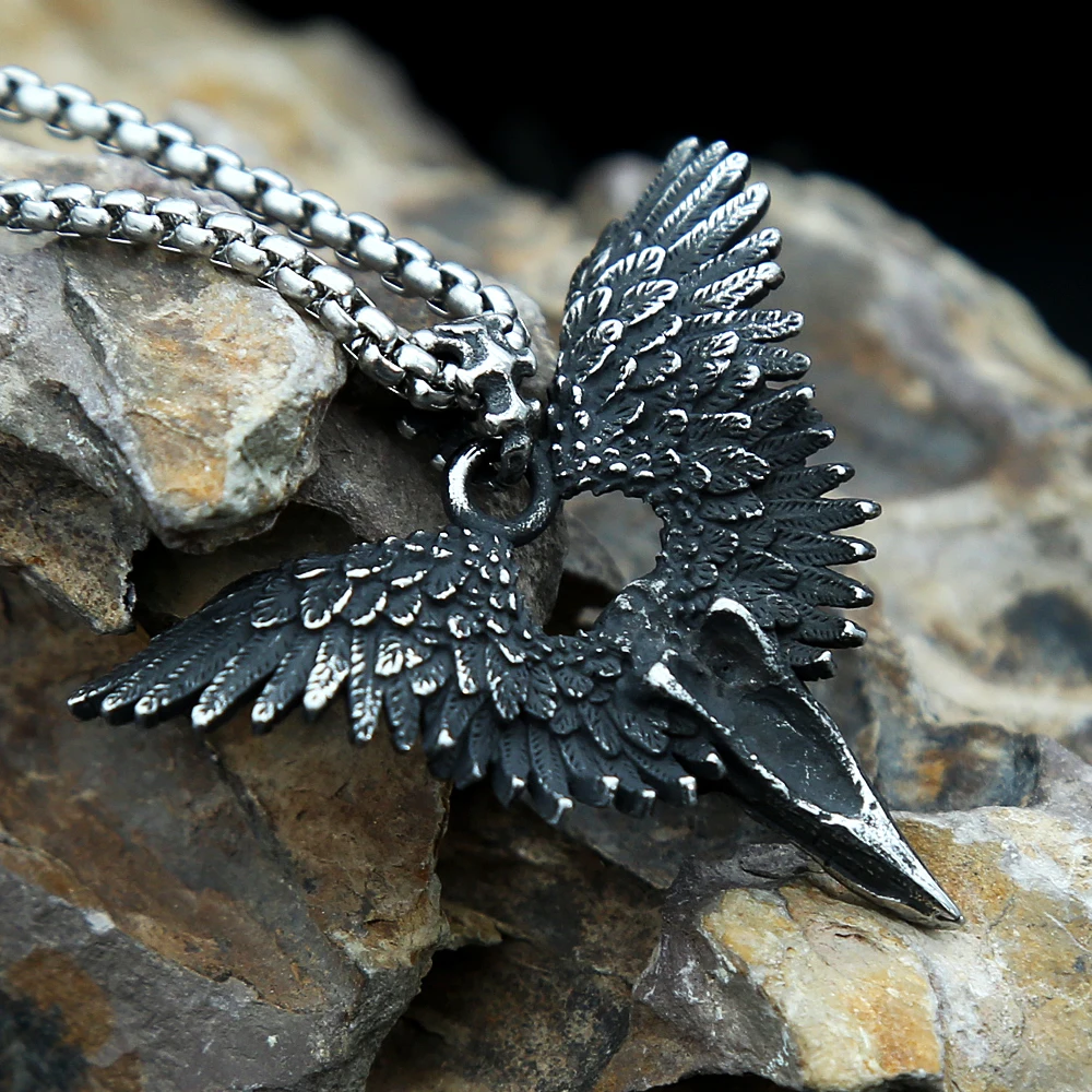 Punk Vintage Raven Skull Pendant Black Stainless Steel Wing Necklace Men Biker Unique Animal Amulet Jewelry Gifts Dropshipping