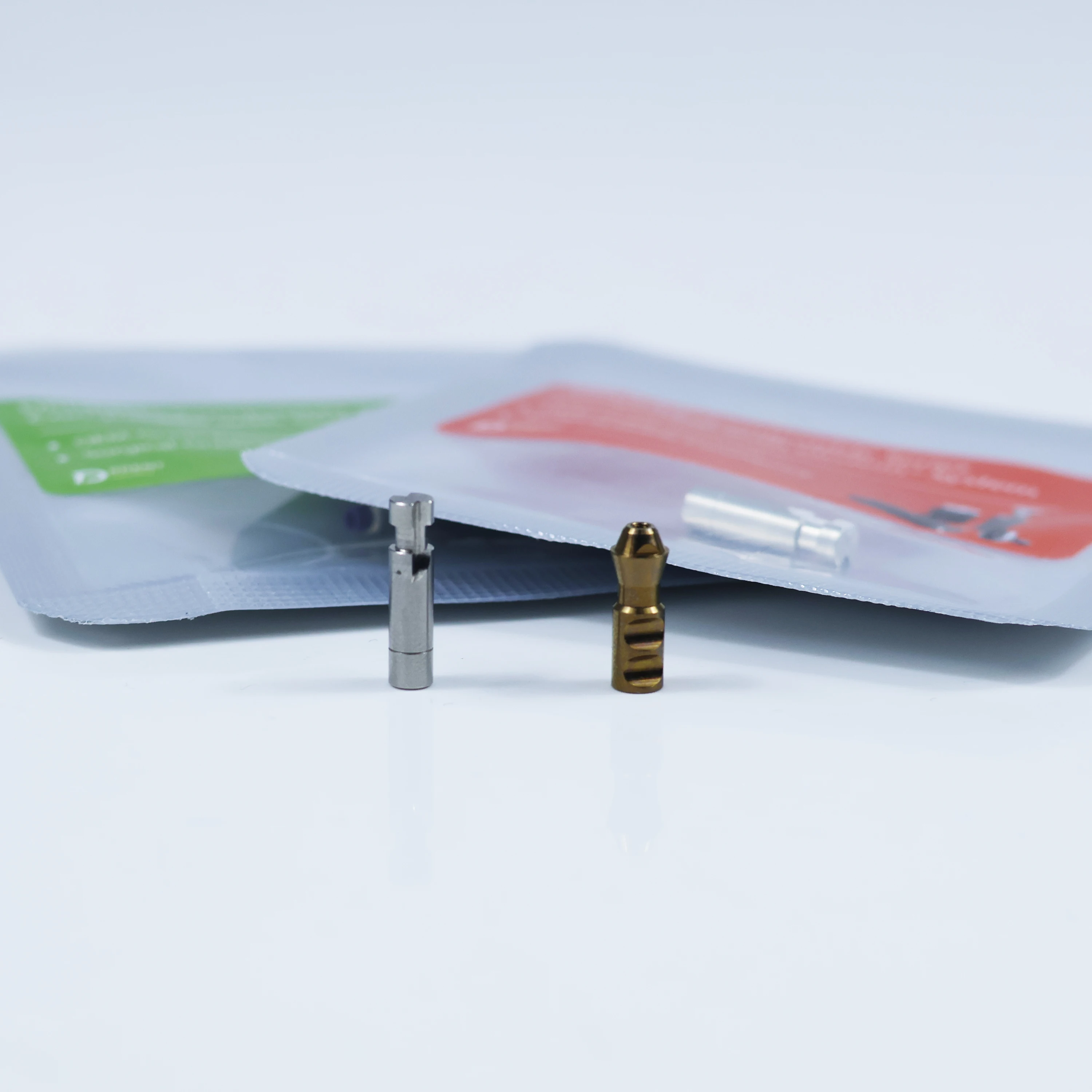 ITI Straumann Dentium Osstem ملحقات زراعة الأسنان مفك مسامير مفتوحة مغلقة صينية التناظرية RC NC كاب