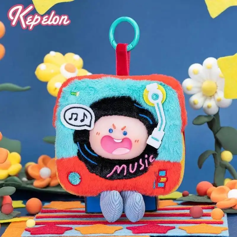 Mais recente bela flip fones de ouvido carteira kawaii pelúcia brinquedo boneca dos desenhos animados anime bonito presente aniversário diversão boneca natal