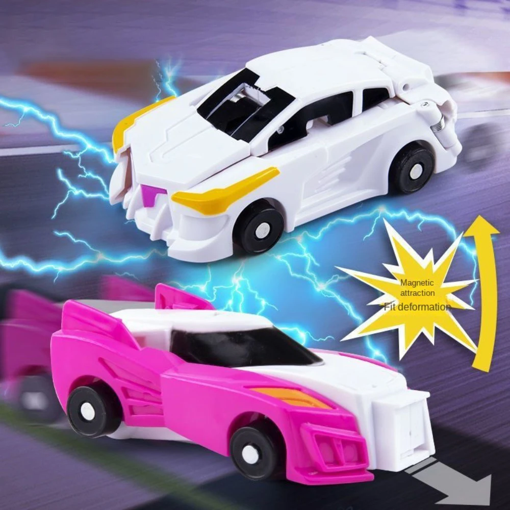 Nuevo coche Pegaso alado que se transforma en un unicornio, juguete deslizante inercial, modelo de coche de plástico, juguete para niños, impacto deformado