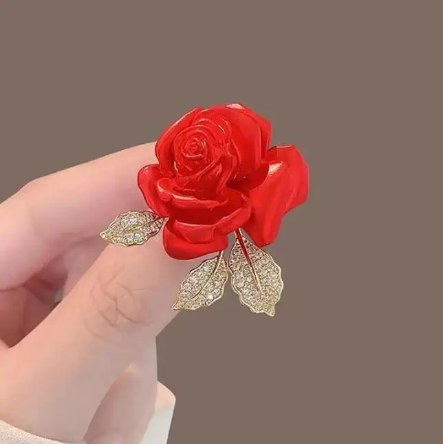 Red Rose Temperament Brooch High-end Suit Accessory Brooch Atmospheric Clothing Accessory Fashionable Exquisite Design Brooch