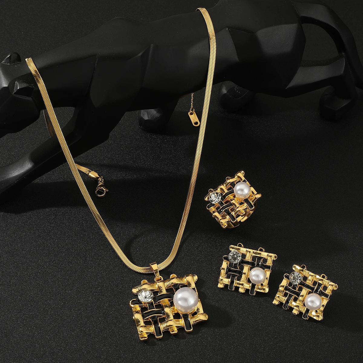 Exquisite Fashion Geometric Pearl Double Layer Chain  Necklace Earrings Ring 3 Piece Set Wedding Jewelry Set Birthday Gift