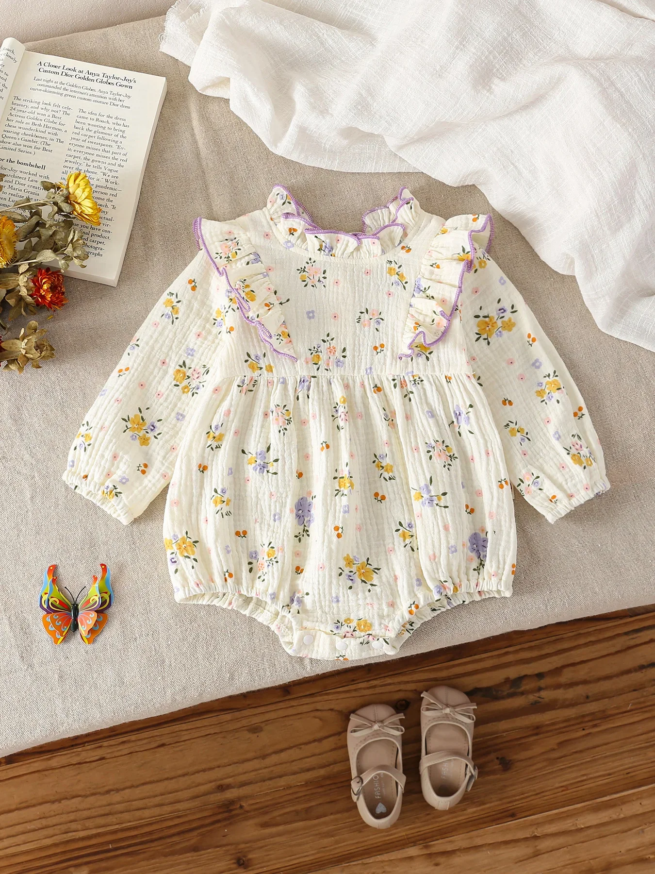

Violet Floral Princess Style Baby Romper Long Sleeve Ruffle Collar Fall Wear 0-2Y Girl Baby Snap Crotch Bodysuit