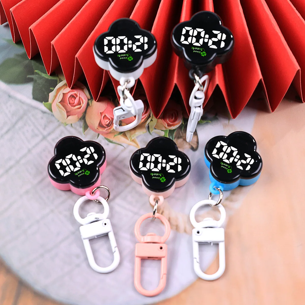 New Cartoon Keychain LED Electronic Watch, Personalized Night Light Touch Backpack Pendant Watch
