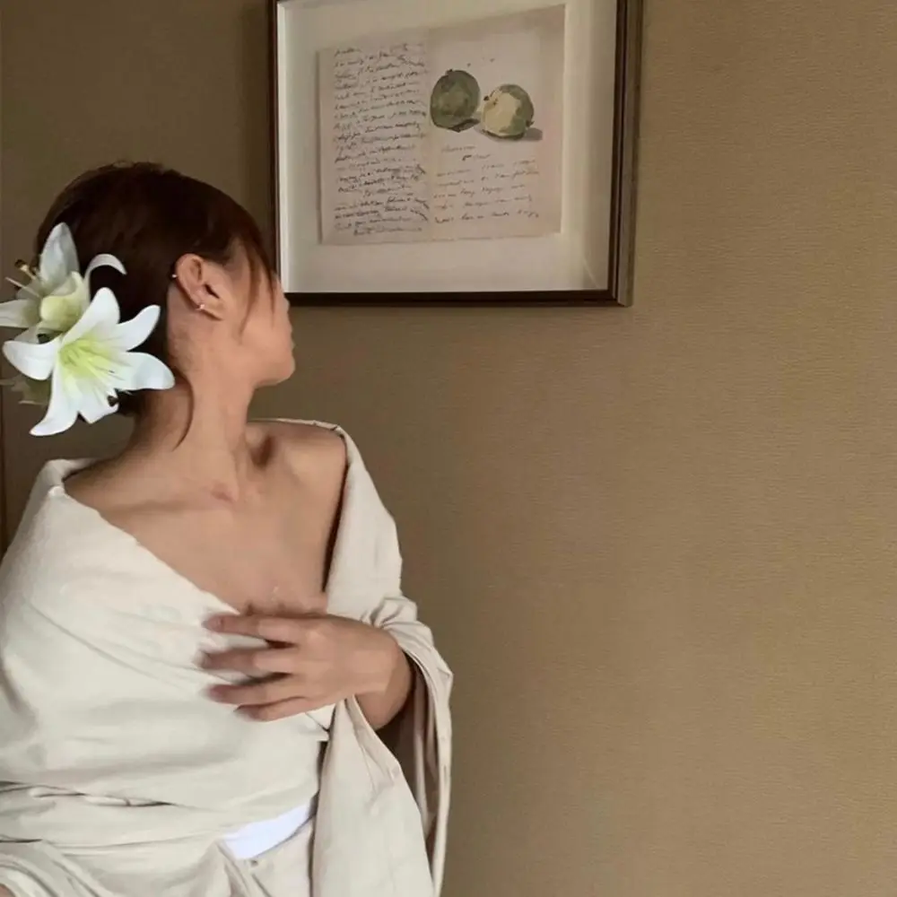 

Bohemia Barrettes Lilium Flower Hair Claw Large Shark Clip Cute Hairpin Calla Hair Clip Ponytail Clip Korean Style Headwear