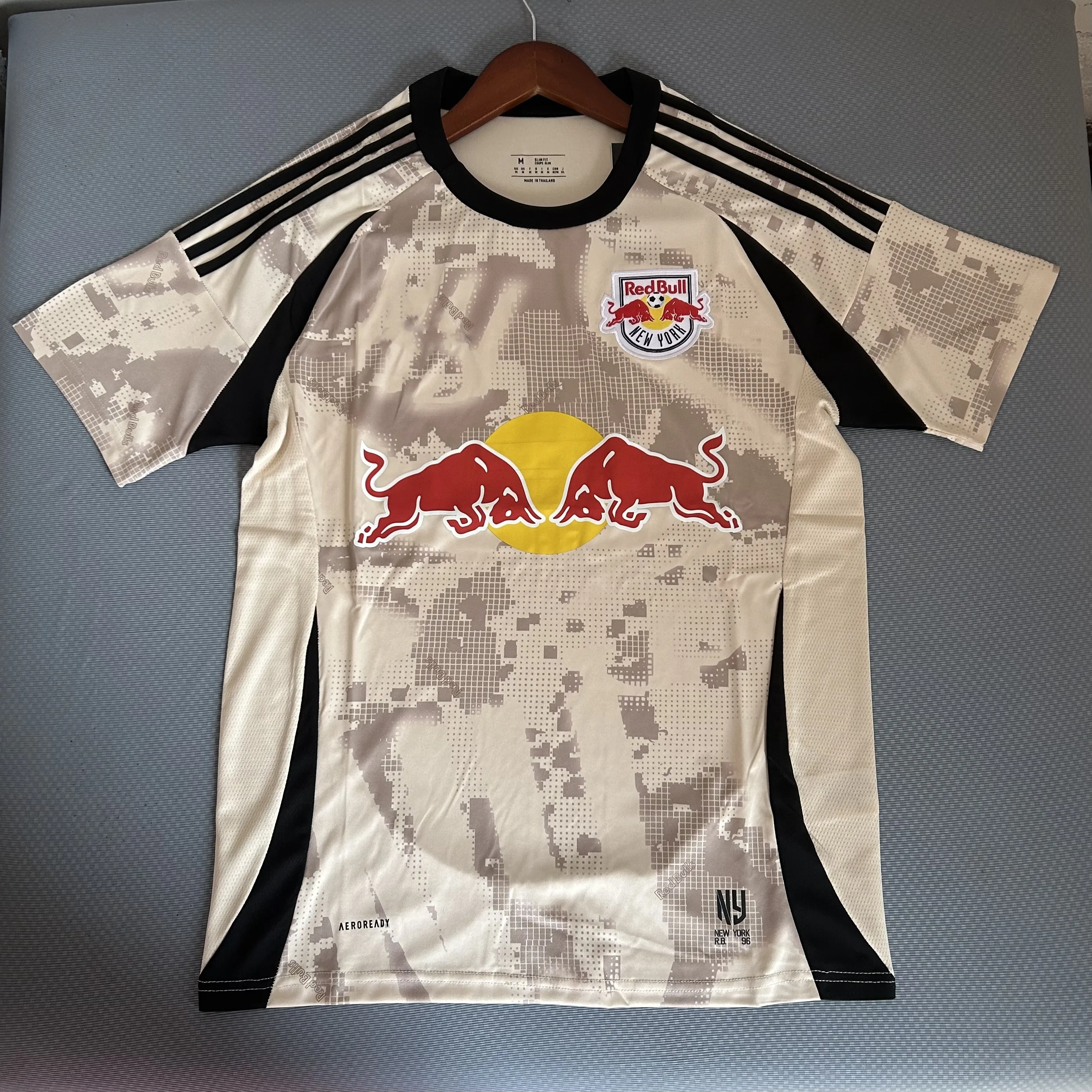 Nuevas camisetas Red Bull de alta calidad, camiseta de fútbol, camisetas de entrenamiento de secado rápido transpirables de verano para hombres, camisetas holgadas