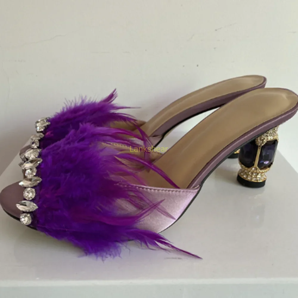 

Пуховые тапочки на каблуке с кристаллами, пикантные шлепанцы с круглым носком на толстом каблуке, разноцветные слипоны, новые поступления, модная женская современная обувь