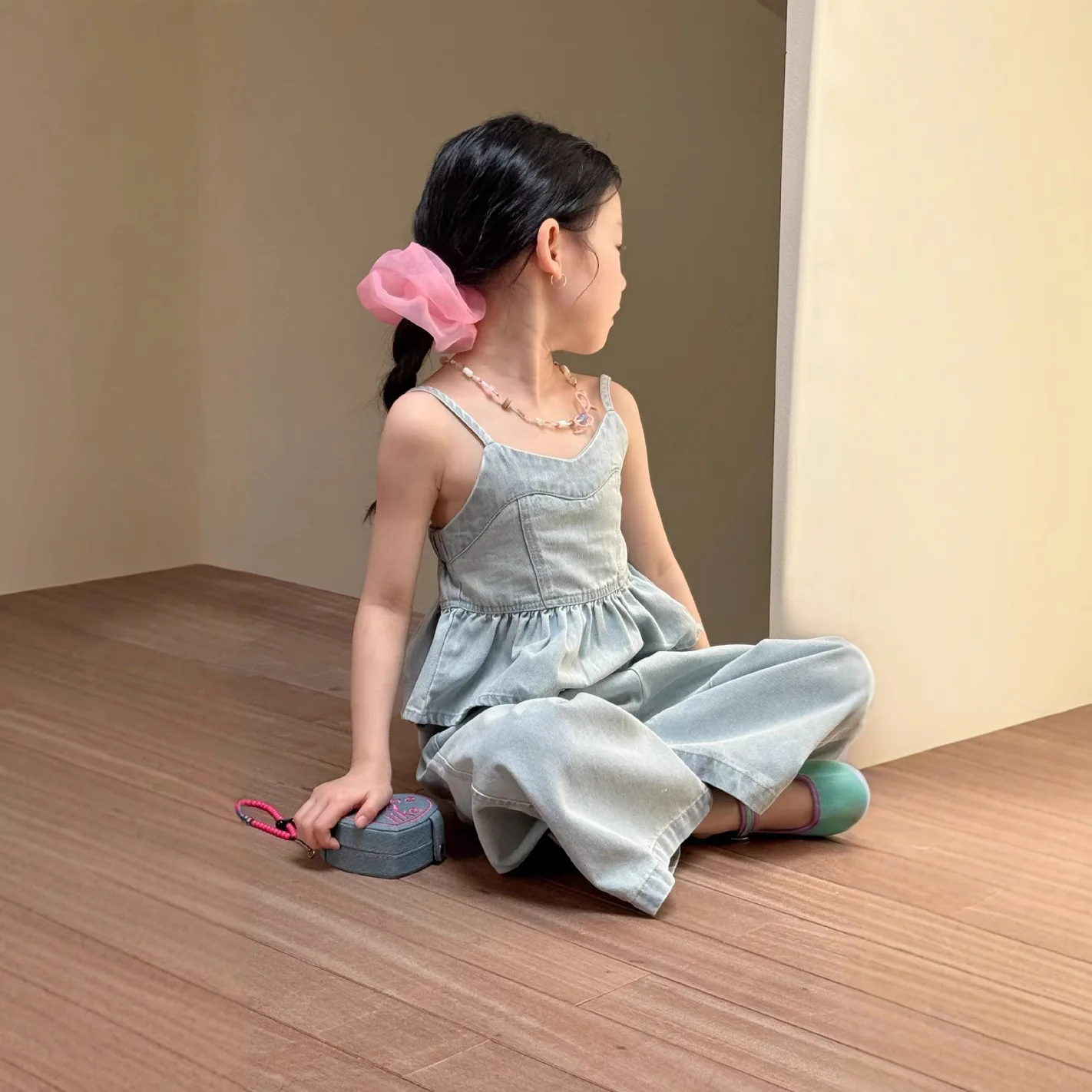 

Korean Version Girls' Set 2025 Denim Camisole Sleeveless Spliced Top Jeans Two-piece Set