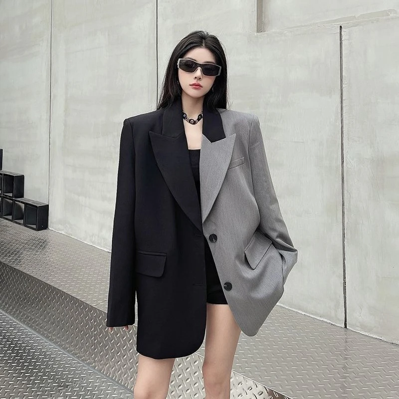 Nieuwe damescollectie lente-herfst Kenmerken Nisontwerp Onregelmatig colbert met kleurblokken Exuding Ahigh-end elegante stijl