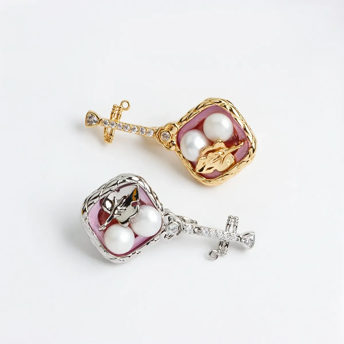 18K Real Gold-plated Retro Oil Painting Style Pearl Pipa-shaped Buckle Necklace Buckle DIY Jewelry Accessories