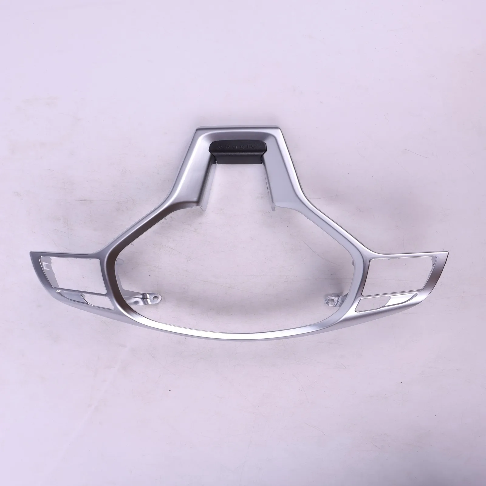 

Накладка на руль 0994640013 ДЛЯ Mercedes Benz W176 W204 W212 2012-2014, серебристый ABS
