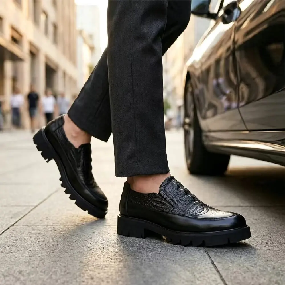 

Retro Men Platform Loafers Black European Casual One-piece Shoes Comfortable Elegant Busines Brand Shoes Social Shoes Size 38-46