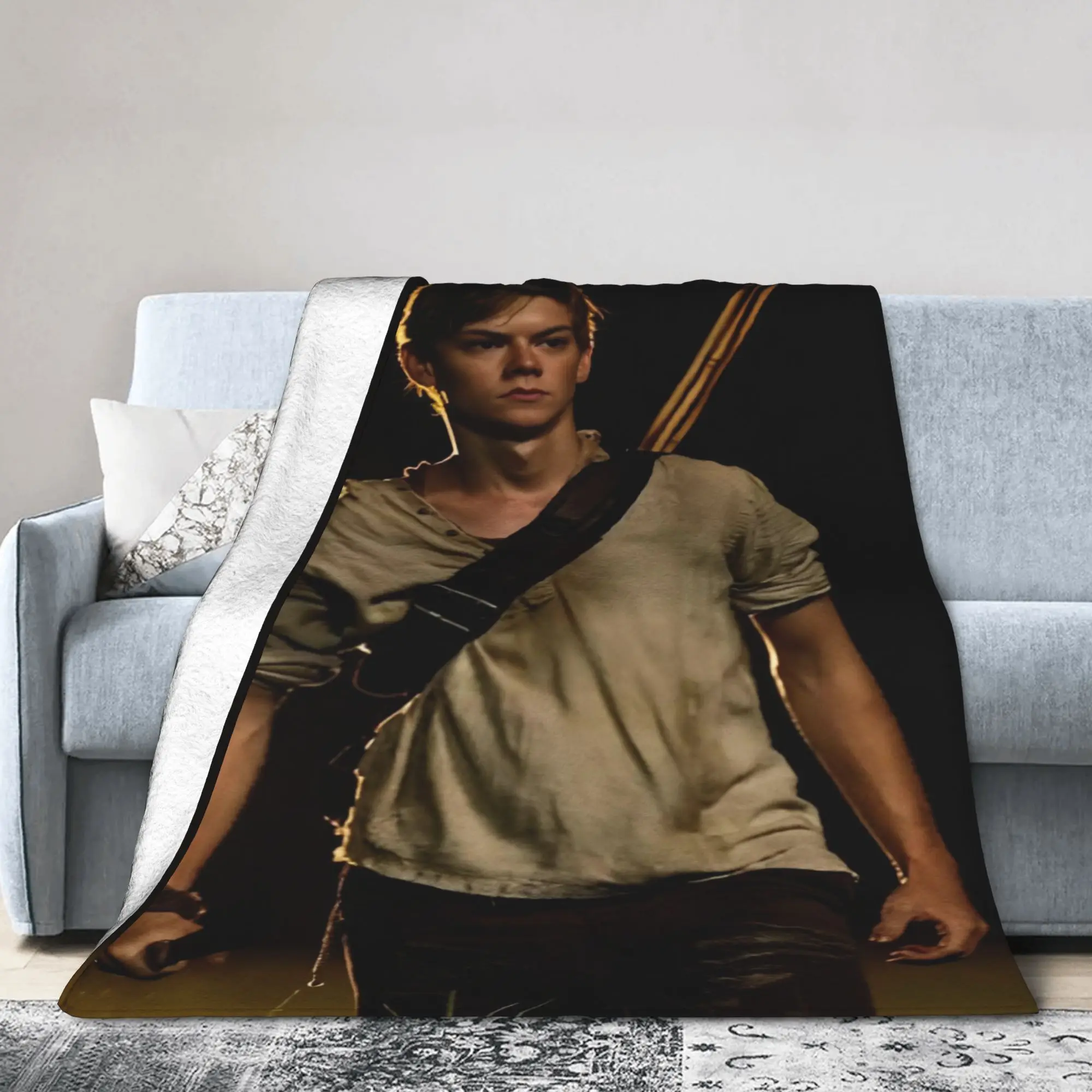New Arrival Thomas Brodie-Sangster Blankets Super Soft Flannel  Relax Throw Blankets Machine Washable
