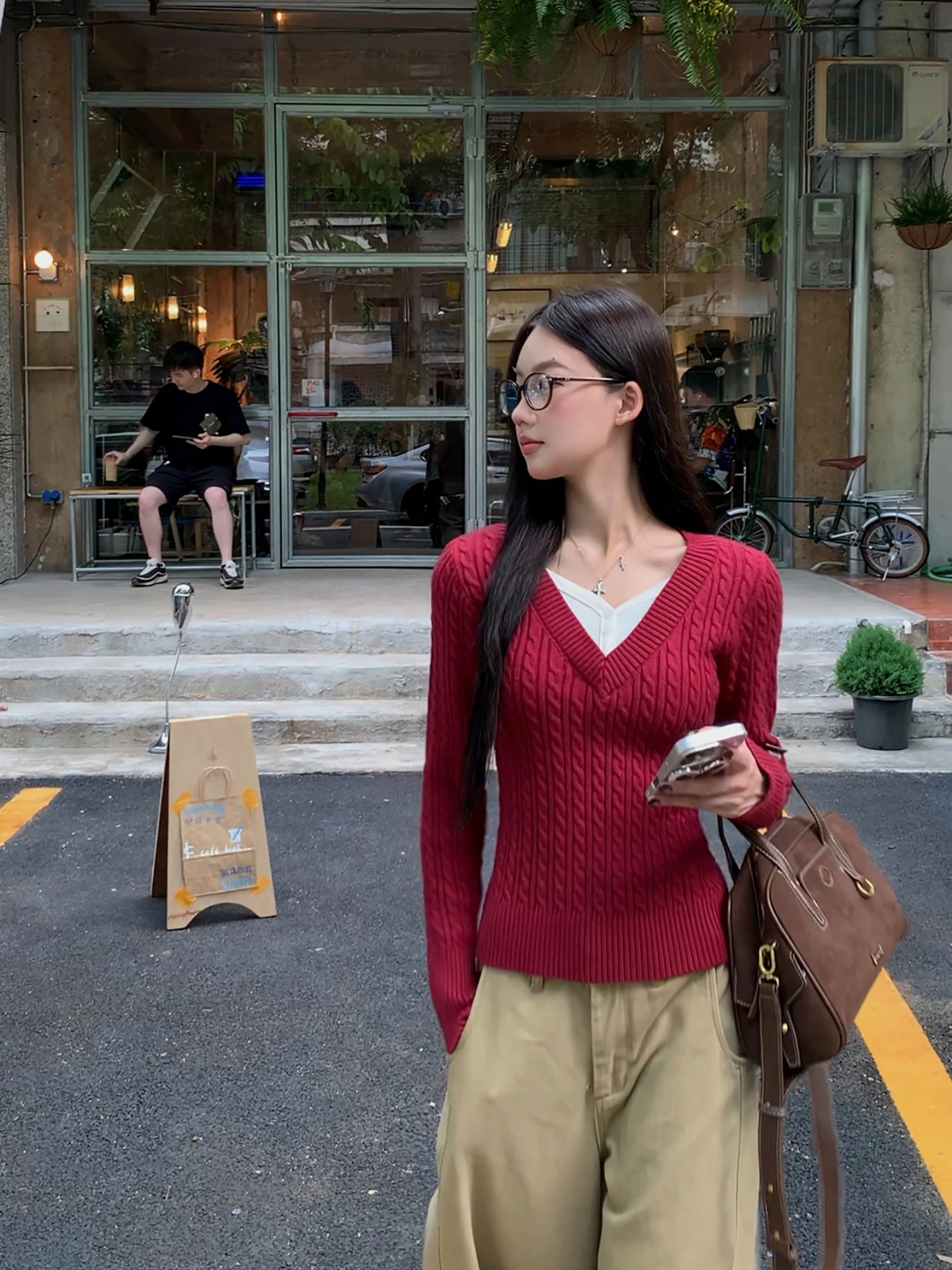 

Красный приталенный вязаный свитер с V-образным вырезом для женщин, осенне-зимний, в стиле кэжуал, с эффектом двухслойности, прямого кроя, для повседневной носки