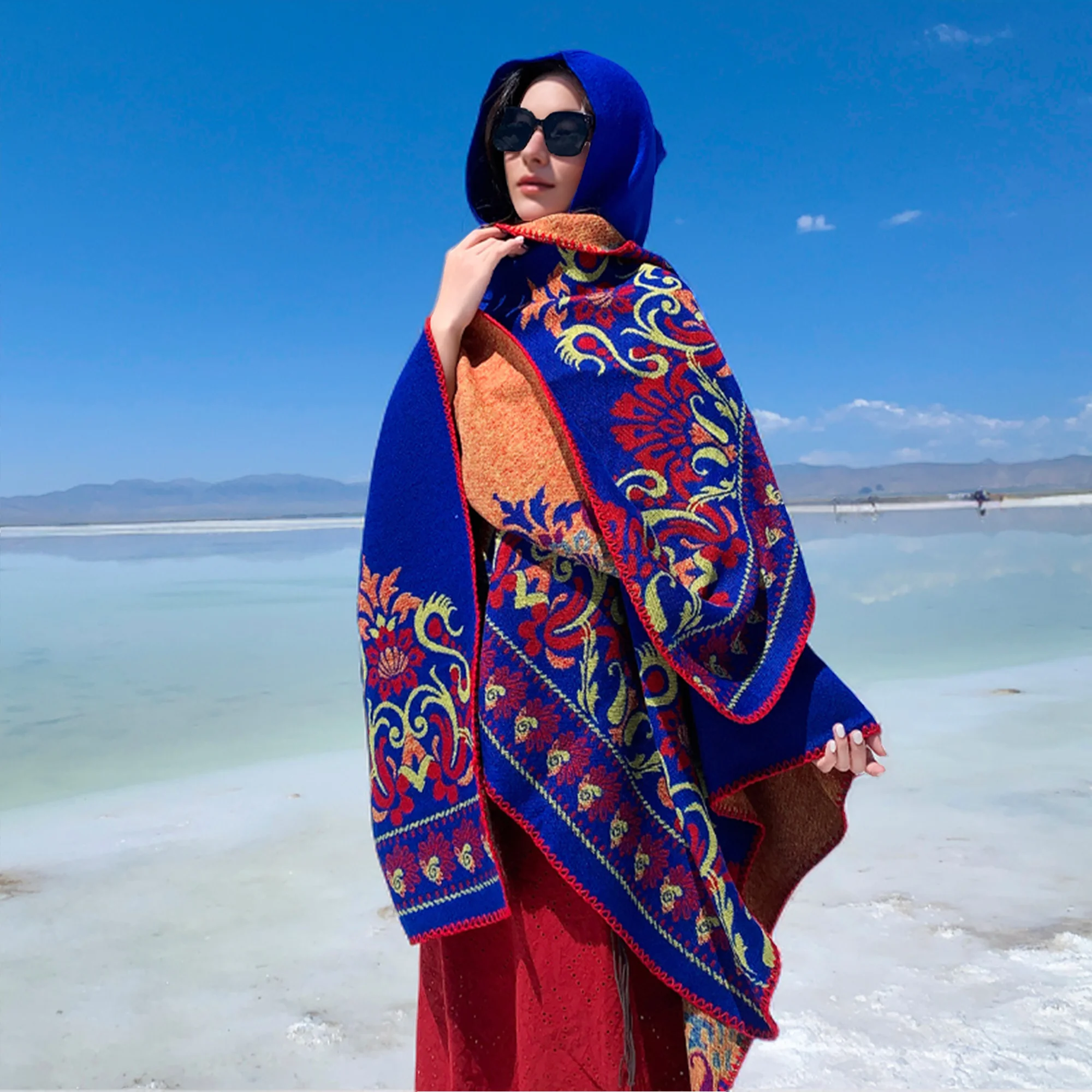 

New Women's Pattern Hoodie Elegant Shawl Thick Scarf Autumn/Winter Outdoor Travel Fashion Warm Coat Cloak