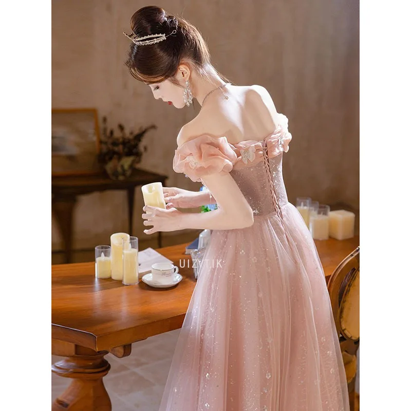 Vestido de noche rosa ligero de lujo con hombros descubiertos, apliques delicados, cintura delgada, vestidos largos de graduación, vestido elegante para ocasiones formales