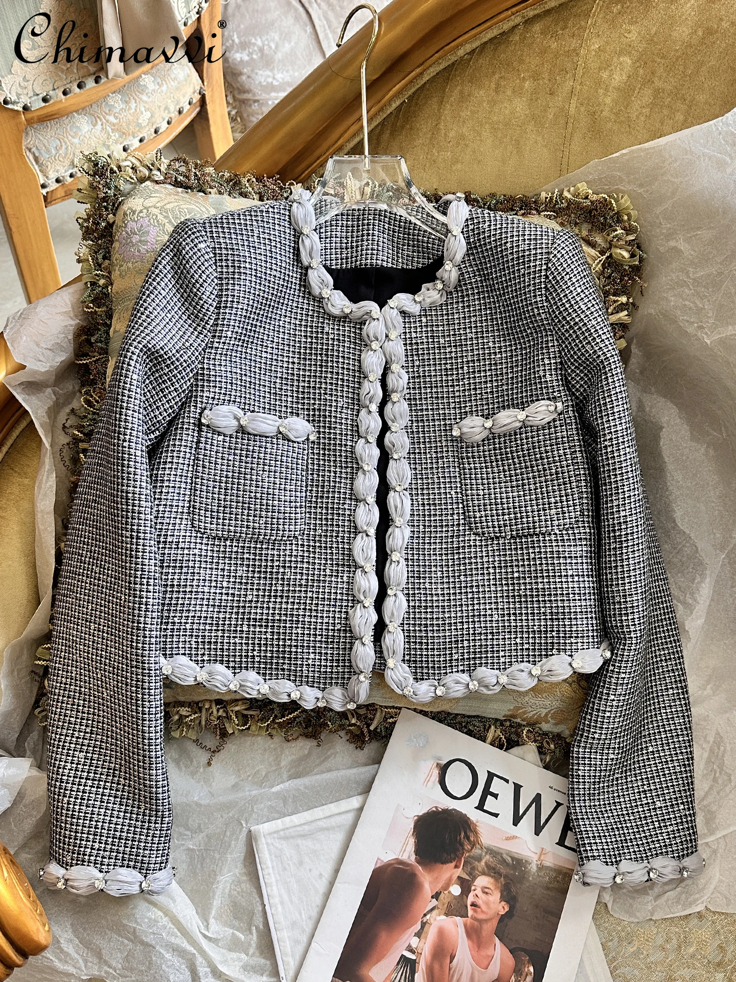 

Осень 2024, новая тяжелая куртка из бисера, французская мода, круглый вырез, длинный рукав, облегающий крой, элегантное индивидуальное короткое тонкое пальто, топ