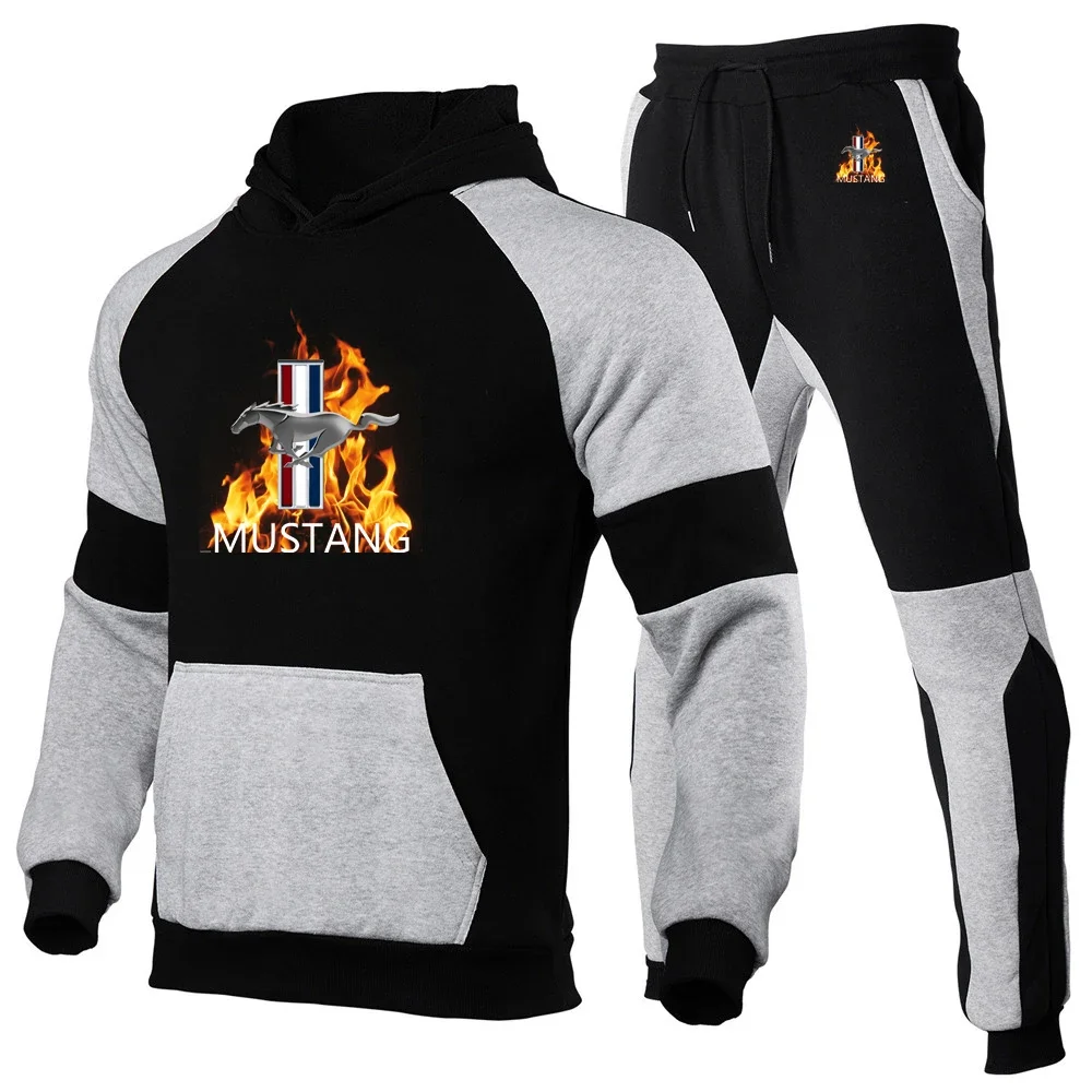 2024 Primavera Autunno Mens Mustang Logo Stampa Pullover Felpe Tuta + Pantaloni sportivi alla moda Set sportivo in cotone patchwork di alta qualità