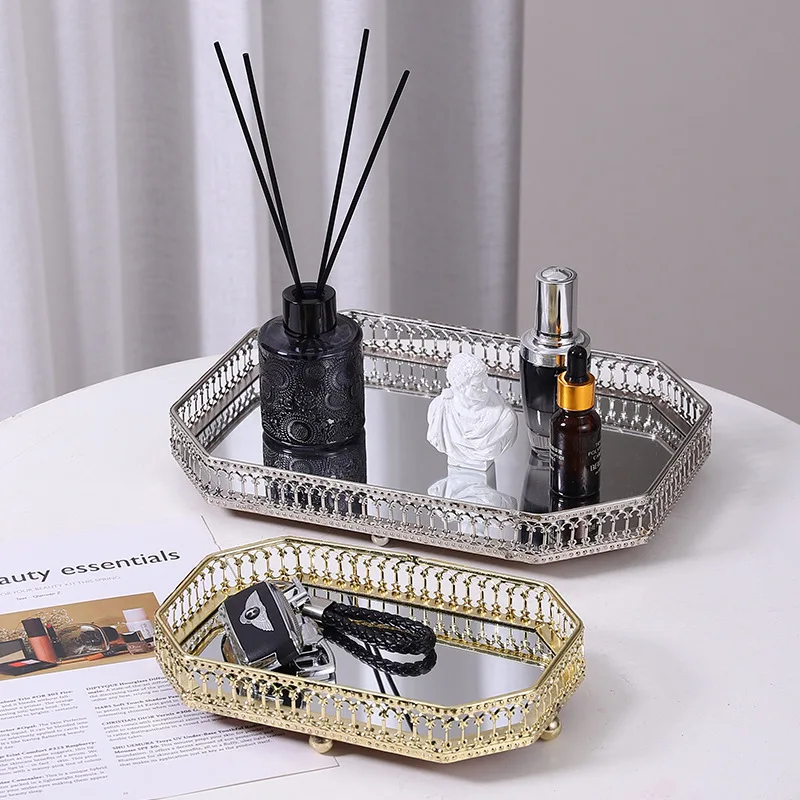 

Luxury Mirror Metal Tray - Stunning Gold/Silver Finish for Cafe & Restaurant | Elegant Entryway Organizer