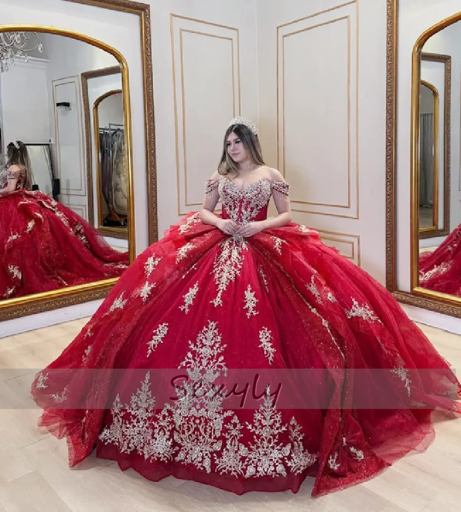 Glamorous Red Puffy…