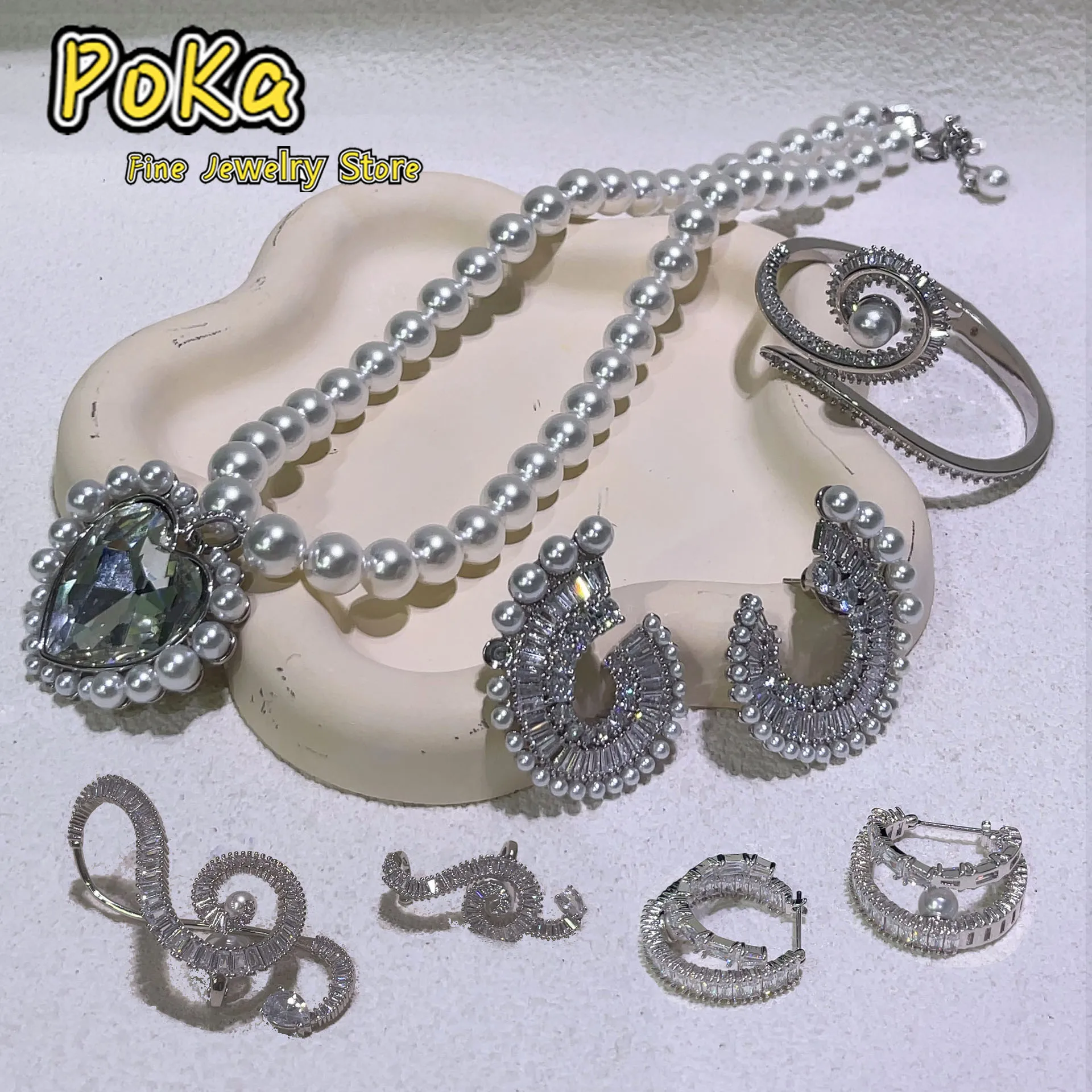 

Love Pearl Series Hot Sales High Quality Luxury Crystal New Fine Exquisite Charm Accessories as Wedding Party Gift for Women