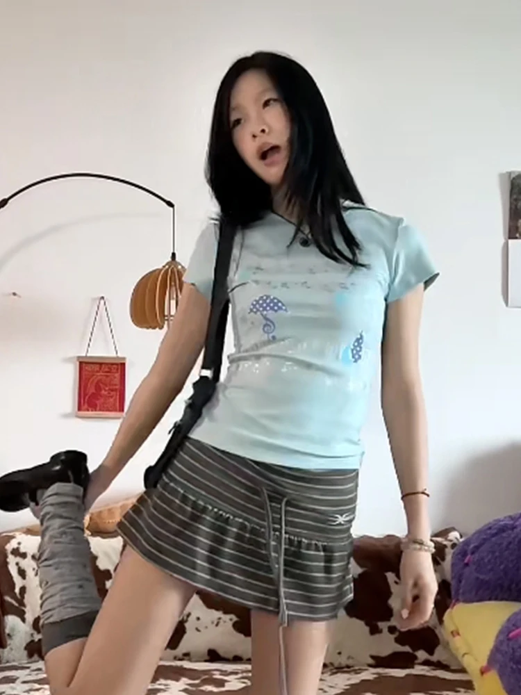 Tonngirls Y2k Aesthetic T-shirt Women Slim Print Graphic Tops Streetwear Japanese 2000s Crop Tops Short Sleeve Tshirts E-girls view 3