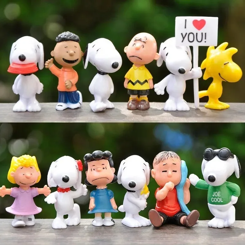 12Pcs Snoopy Cartoon Model Anime Figures Q Figural Toys Anime Merchandise Dolls Car Decoration Children Birthday Christmas Gifts