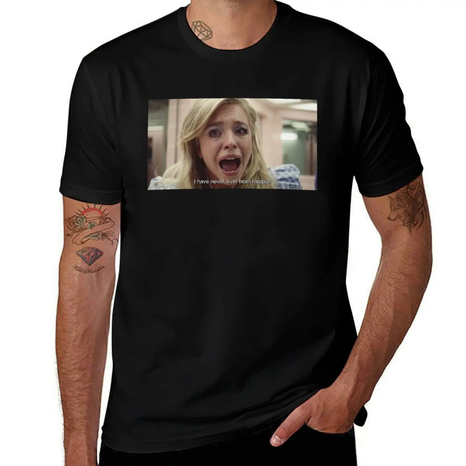 Je ne suis jamais aussi heureuse que maintenant Cassie Howard Euphoria T-Shirt haut de sport à manches courtes grande taille