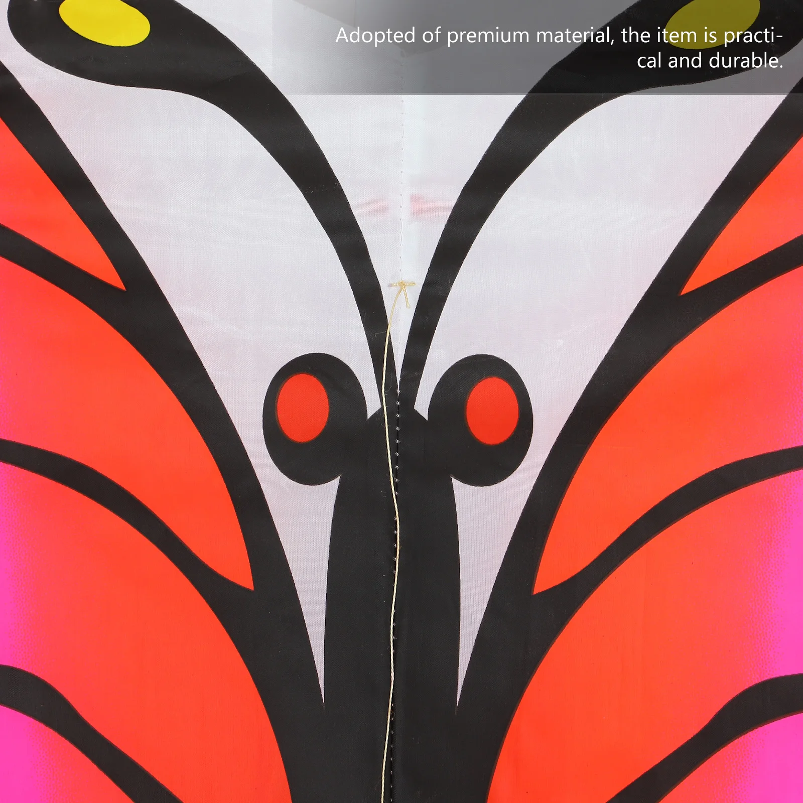 كارتون طائرة ورقية على شكل فراشة للأطفال الذين يلعبون ألعاب خفيفة الوزن