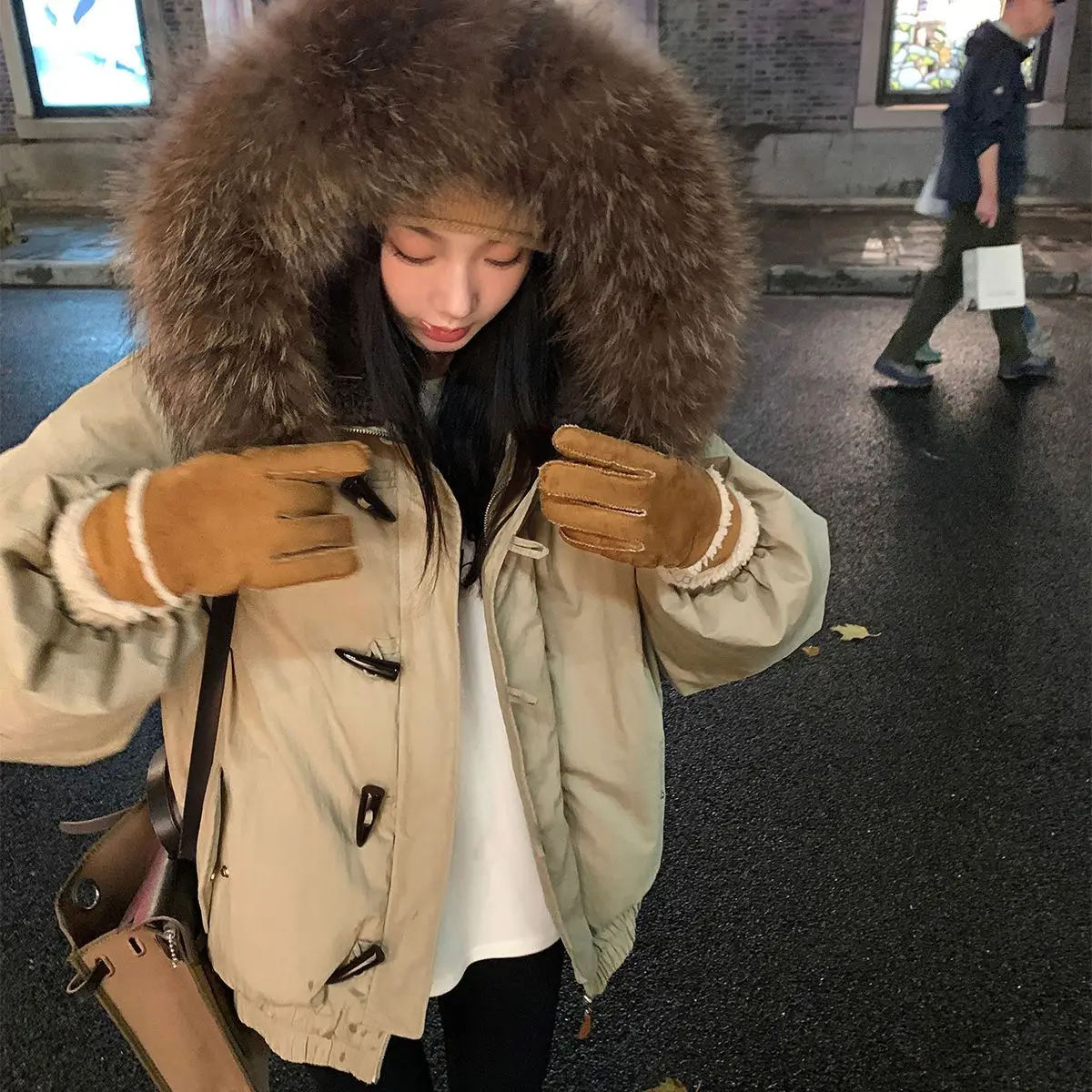 Winter Clothes Women Fur Collar Hooded Puffer Jacket Short Parka Y2K Streetwear Thick Windproof Coat Warm Cotton Padded Jacket
