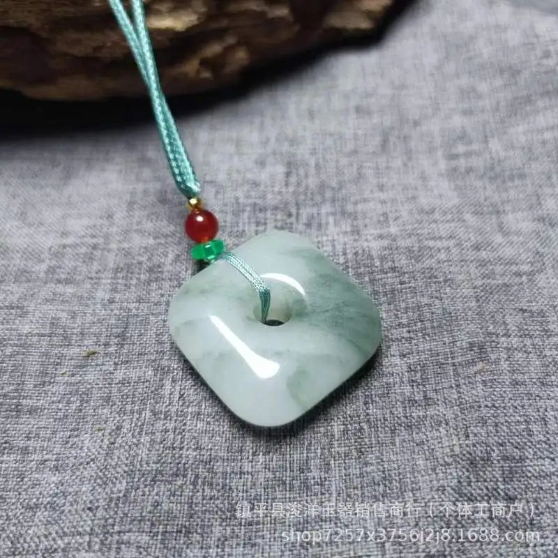 Emerald-colored Tianshan jade peace pendant, plain pendant, bread-shaped jade pendant, gemstone jade necklace, new versatile des