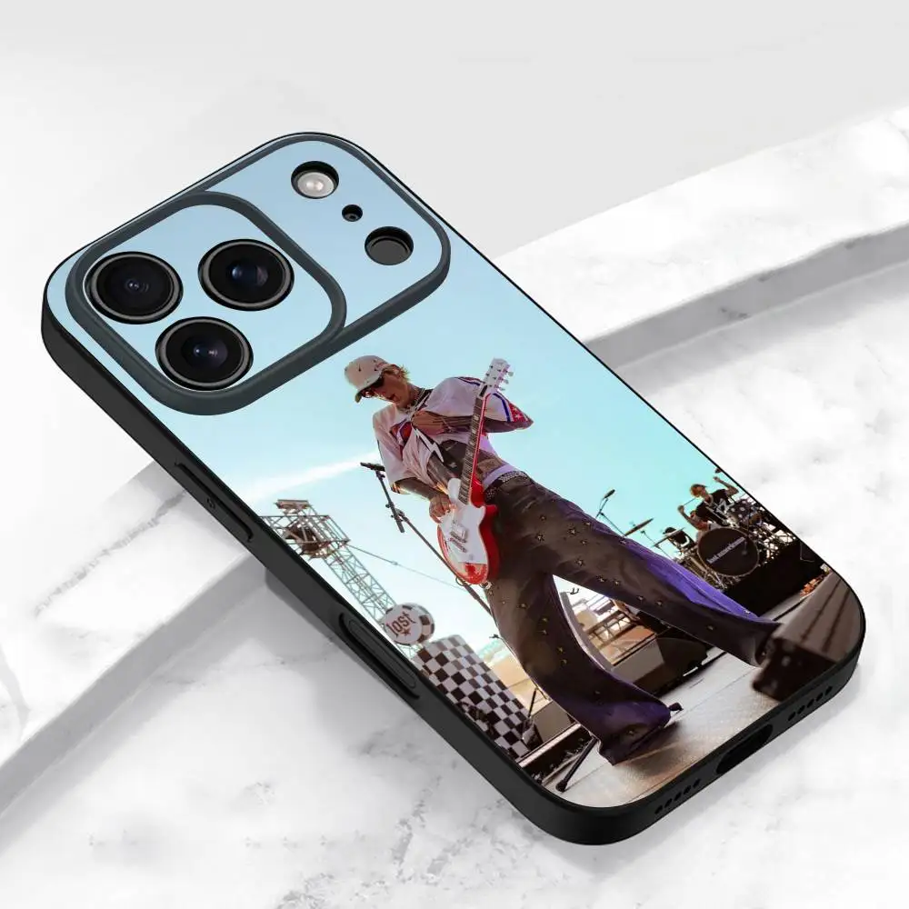 Casing HP M-MGK LOST AMERICANA Untuk iPhone 17,16,15,14,13,12,11,Pro,Max,Plus,E,Air,Mini Pelindung Hitam