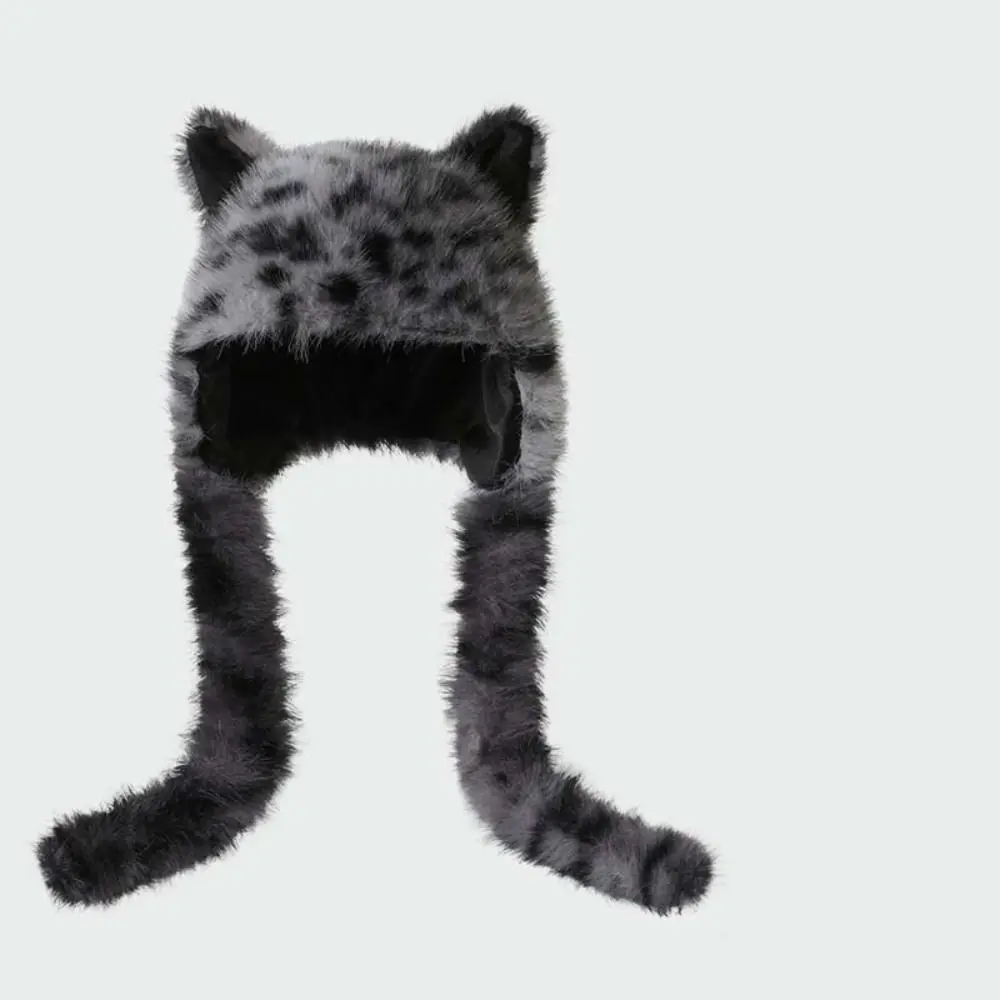 Lange Zöpfe, Ohrenklappenmütze, dickes Plüschmaterial, Tierohren, Leopardenmuster, bequeme Innenseite, Leopardenmuster, Kunstfellmütze, Street-Style. – Detail 8