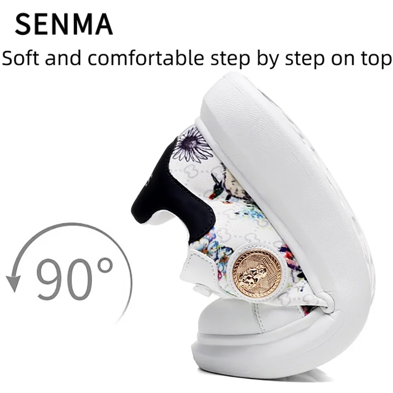 รองเท้าลำลองผู้ชาย SENMA รองเท้าลำลองผู้ชายสุดหรู รองเท้ากีฬาน้ำหนักเบา รองเท้าเทนนิส/รองเท้าเดินสบาย รองเท้าผ้าใบสีขาว