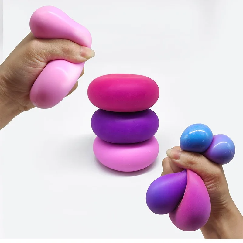 2Pcs Color Random Ultralight Clay Unstuck Balls Kneading Fun Squeeze Slow Rebound Color Changing Flour Vent Balls