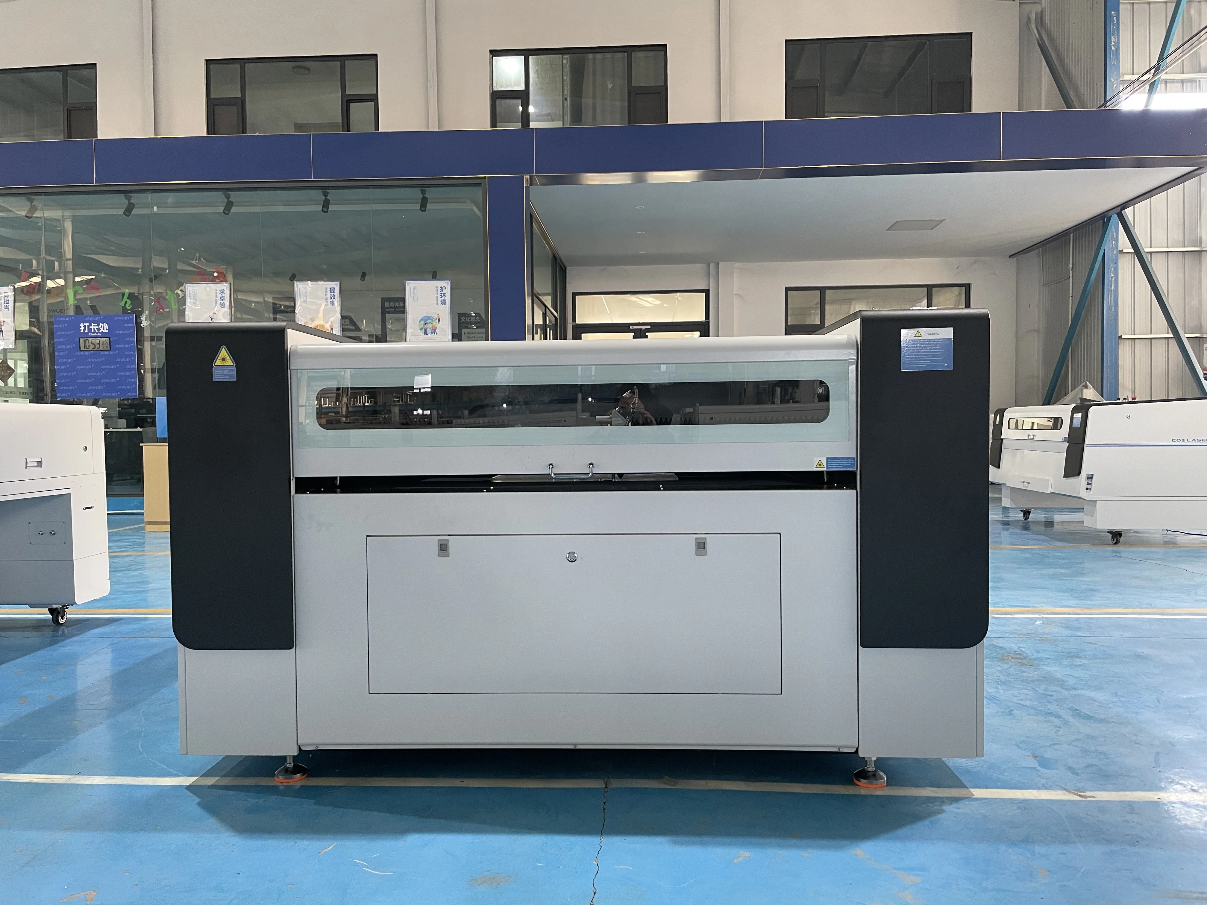 

To Japan Customer Customized CO2 Laser Cutting Machine Lifting Table Reci 100w 130w 150w Laser Machine Engraver Cutter