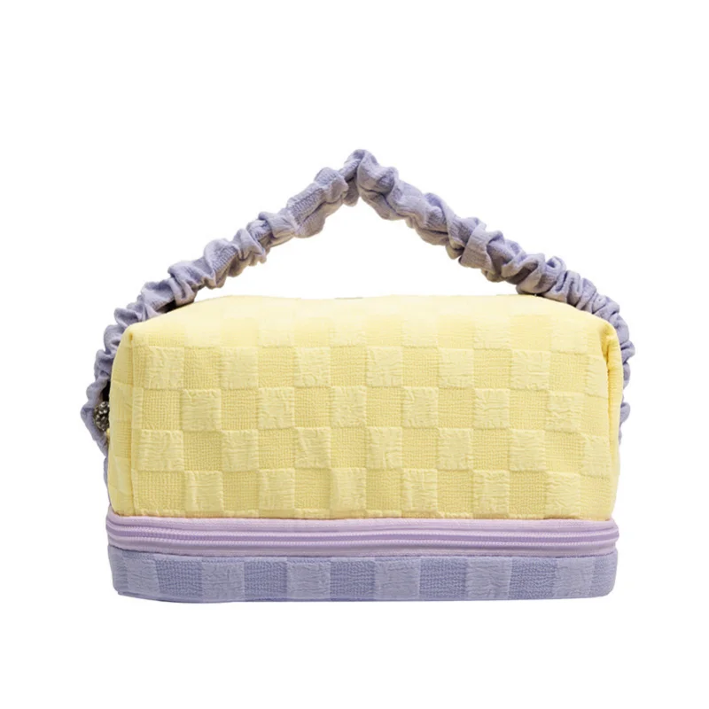 

Cream Toast Plaid Cosmetic Bag Ins High-value Large-capacity Storage Bag Thickened Portable Wash Handbag