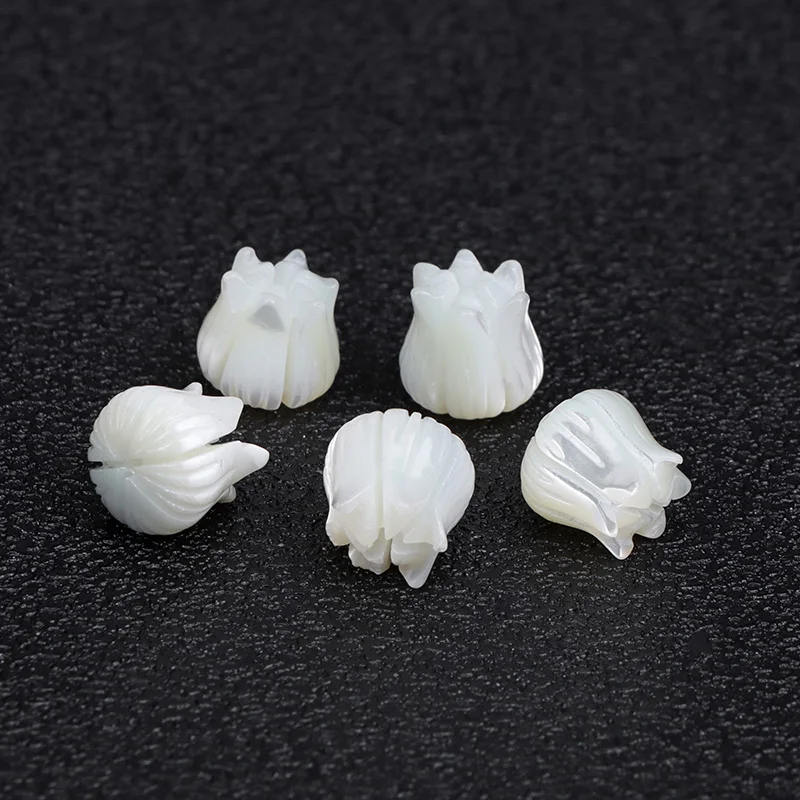 100% Natural Carved Flower Shell Middle Drilled Cute Flowers Mother of Pearl Loose Beads DIY Earrings Accessori Jewelry Handmade