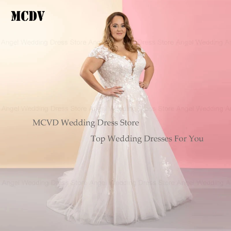 

MCDV 2025 Customized Gorgeous Tulle Plus Size Wedding Dresses A Line V Neck Long Bridal Gowns Lace Appliques