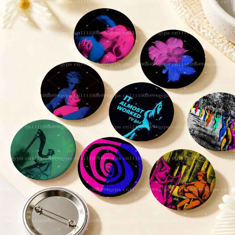 TV Girl Band French Exit Pin Round Circle Shape Metal Button Pin Badge Pinback Decoration Gifts Clothes Decor