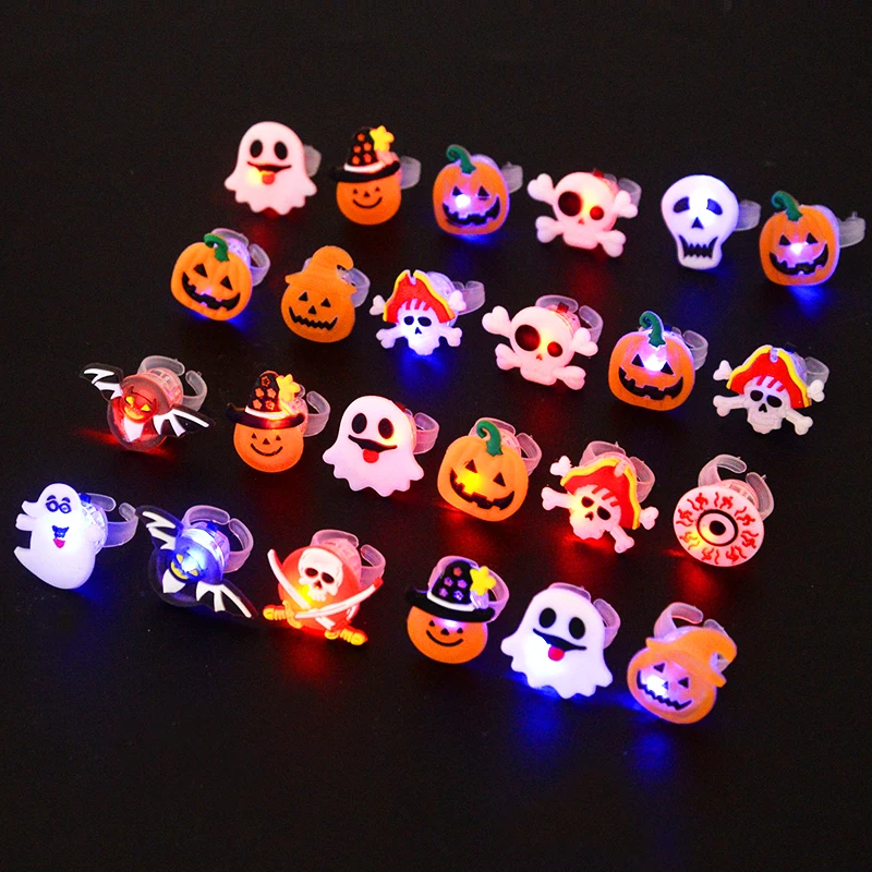 10/20 stücke Halloween Kinder Geschenk führte Licht Kürbis Geist Schädel glühenden Ring Party liefert für Kinder Spielzeug Halloween Party liefert