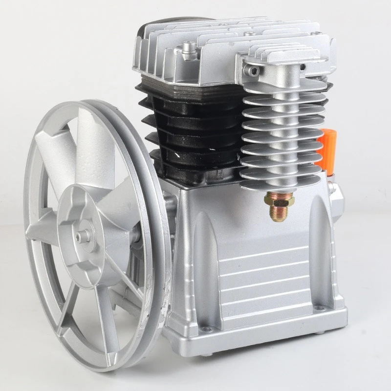 Testa del compressore d'aria italiano Guscio in alluminio Doppio cilindro 2055/265/2070 Testa della pompa 1.5kw-2hp