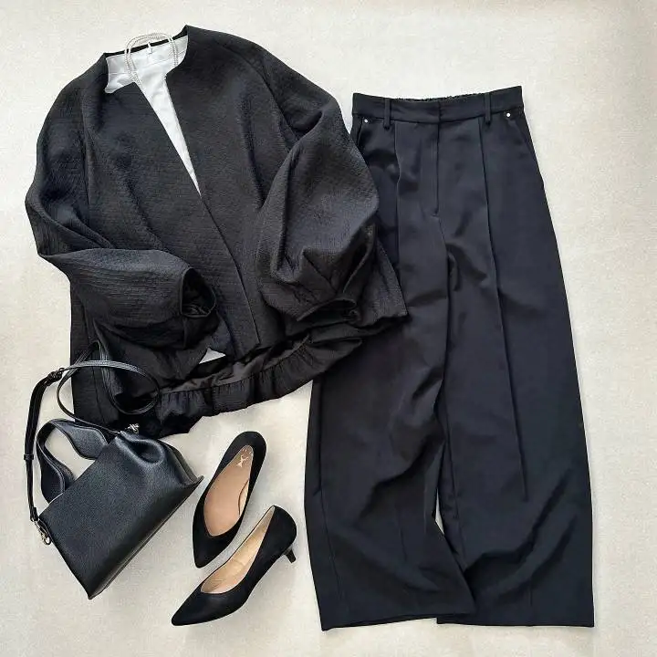 ชุดเซ็ตสองชิ้น เสื้อแจ็คเก็ตแขนทรงโคม คอกลม ทรงหลวม กางเกงขายาว สปริง 2025