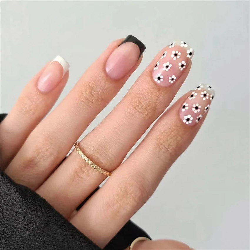 24Pcs/Lot Small Flower Designs French Wearing False Nails Art Black Square Head Acrylic Press on Nails Artificial Fake Nail Tips