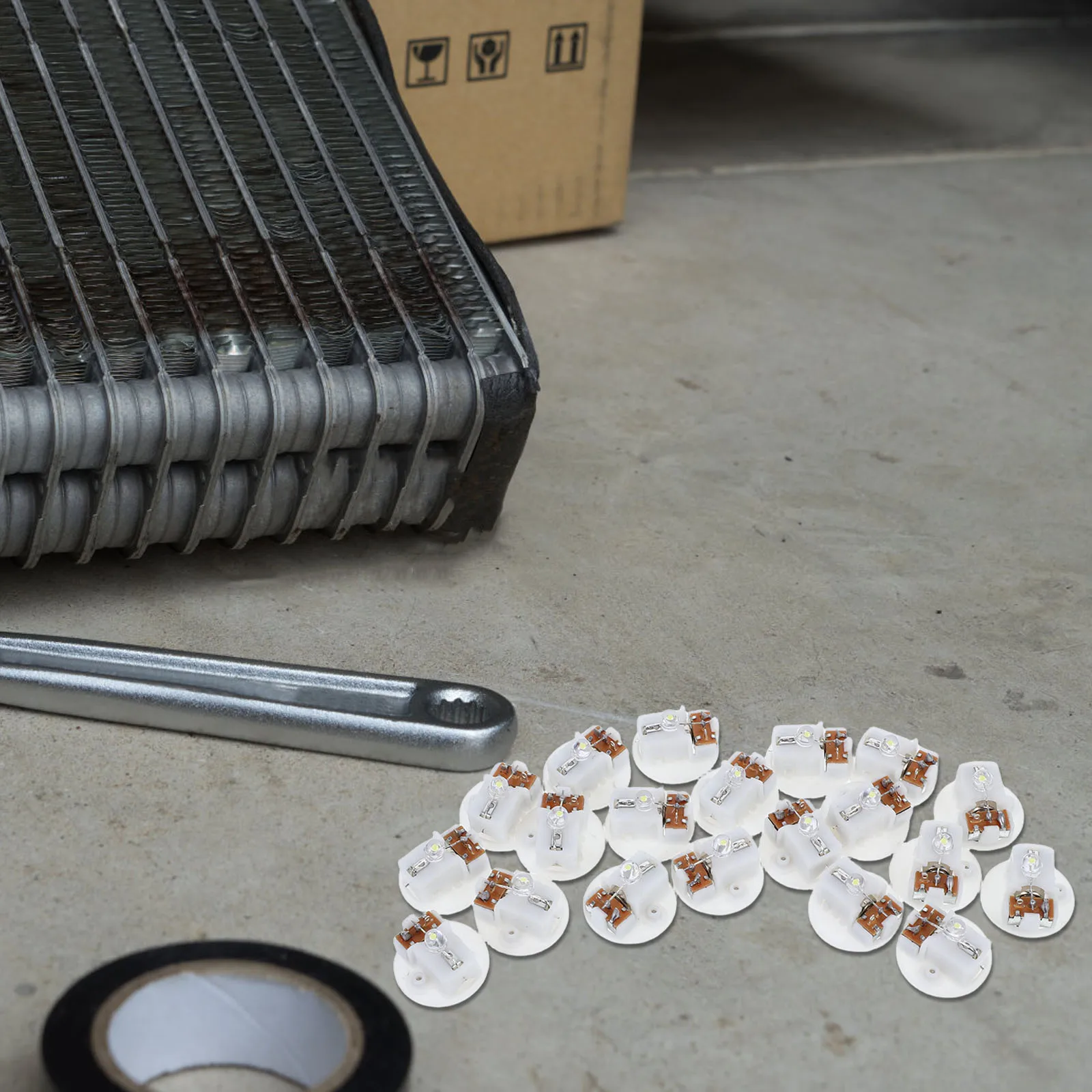 

20 Pcs Luminous Keychain Fob House Lighting Electronic Camping Lights Color Child